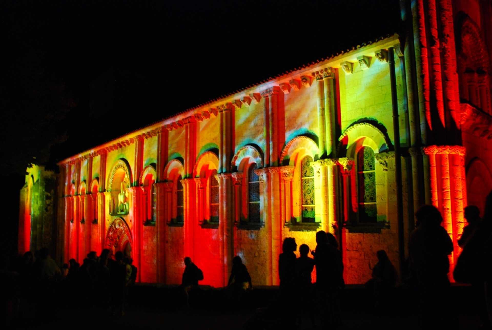 Mise en lumière de bâtiments, façades, monuments B